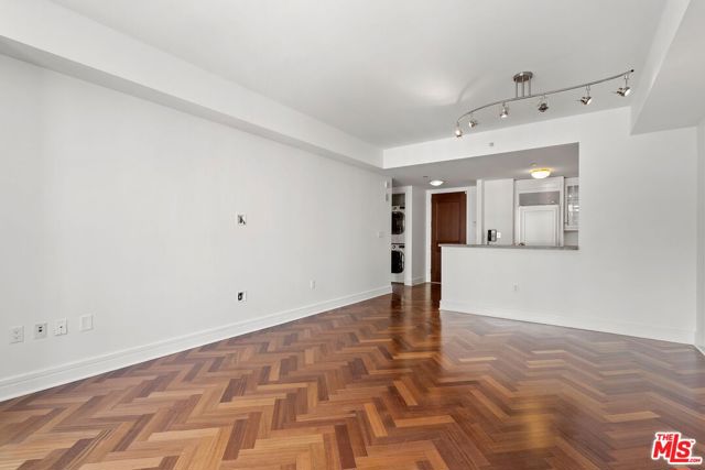 765 Market Street, San Francisco CA: https://media.crmls.org/mediaz/8aca332e-3263-4a96-bfe6-d404c492a389.jpg