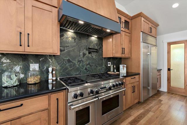 838 Cherrystone Drive, Los Gatos CA: https://media.crmls.org/mediaz/8aca9e63-0eaa-4a1a-8ba5-87ee0f72dbf0.jpg