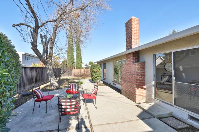 1617 Tartarian Way, San Jose CA: https://media.crmls.org/mediaz/8acaa05b-e2a7-4cd9-89fe-08c5a26e39b5.jpg