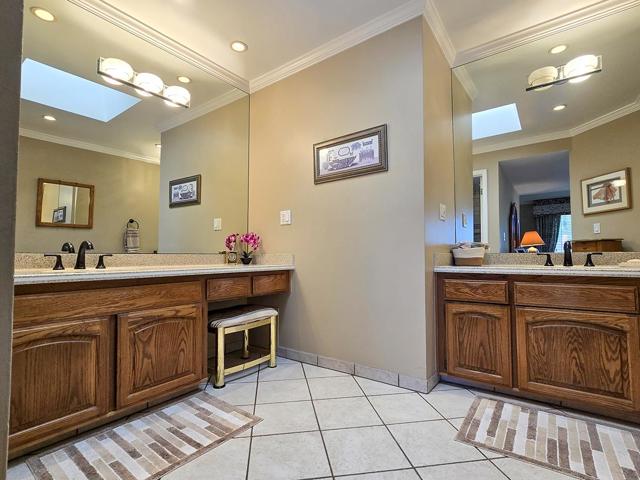 6128 Corte De La Reina, San Jose CA: https://media.crmls.org/mediaz/8acb77d9-0722-4b49-8c7f-c15b205d077a.jpg