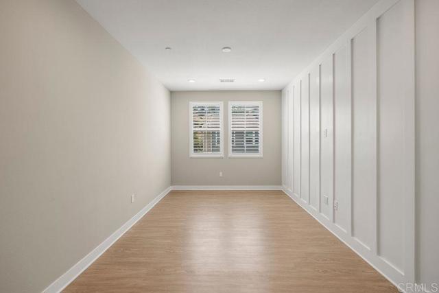 Detail Gallery Image 30 of 39 For 1105 Hibiscus Way, Oceanside,  CA 92054 - 3 Beds | 2/1 Baths