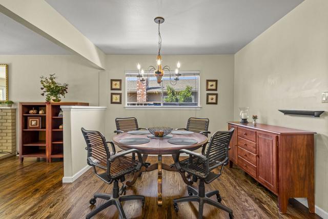 1655 Kennard Way, Sunnyvale CA: https://media.crmls.org/mediaz/8acc970f-5733-4e52-97cf-1aa7ac058cef.jpg