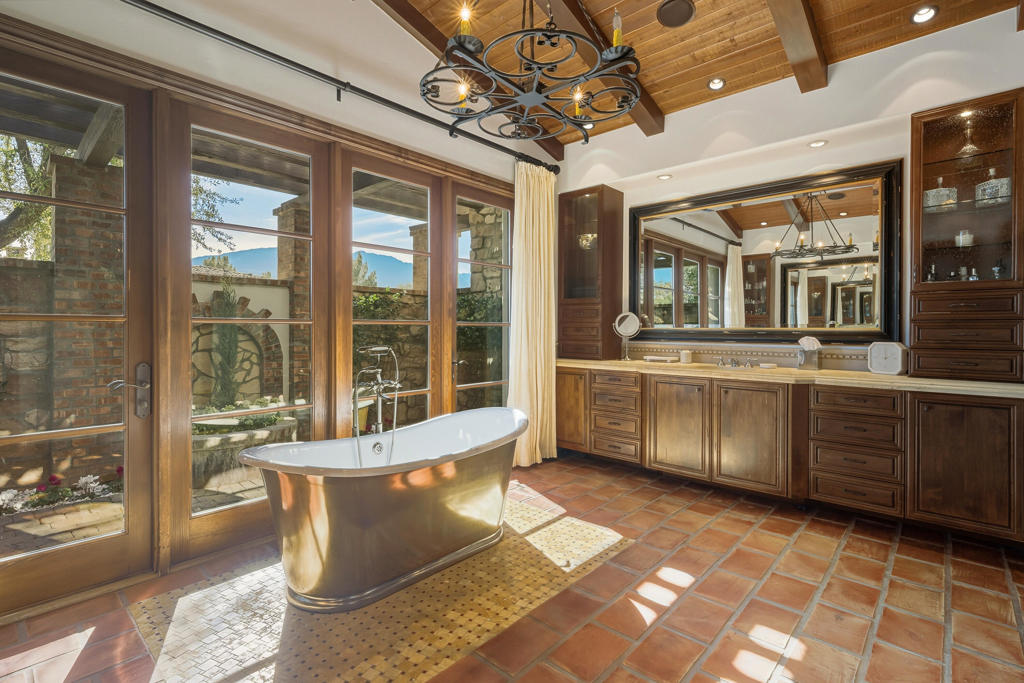 MLS #219139245DA image #28