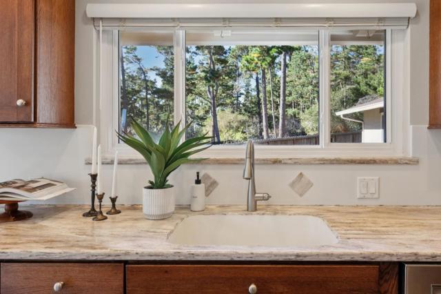 3 Sommerset Rise, Monterey CA: https://media.crmls.org/mediaz/8acdbf3a-5731-4255-9bd0-e4b4813f90fb.jpg