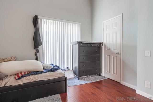 4527 Contour Blvd., San Diego CA: https://media.crmls.org/mediaz/8ace9e3c-f81a-4b6e-9c64-e8e6e7a89cca.jpg