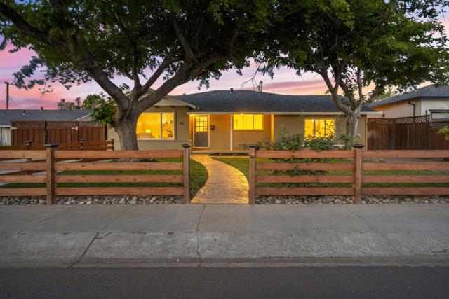 68 N Midway Street, Campbell CA: https://media.crmls.org/mediaz/8acec055-6f01-41e0-b938-dac969aa5860.jpg
