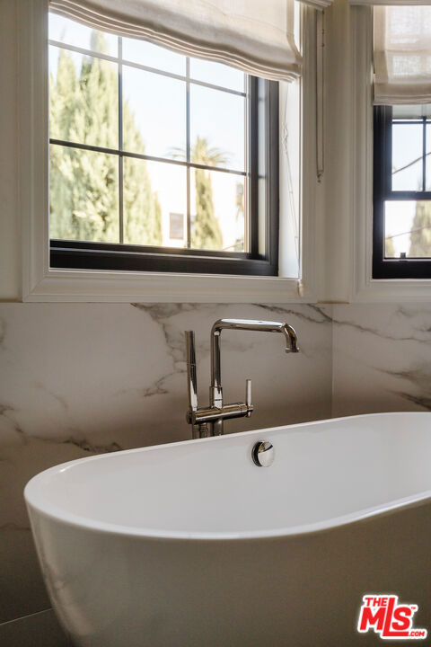 4656 Saloma Avenue, Sherman Oaks CA: https://media.crmls.org/mediaz/8acf0b3e-8a34-41df-b4db-bf8ca9be3a21.jpg