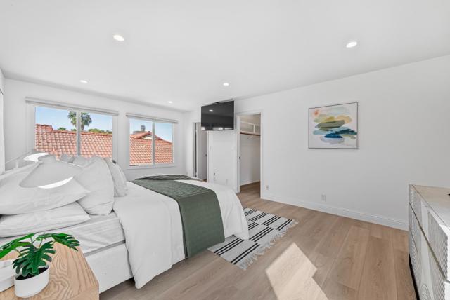 707 Santa Cruz Lane, Foster City CA: https://media.crmls.org/mediaz/8acf6bde-3374-4939-91a0-89e375ad0e14.jpg