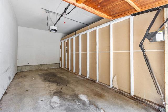 1 Appian Way, South San Francisco CA: https://media.crmls.org/mediaz/8acffc74-6666-4af5-b9cf-897c444a35a9.jpg