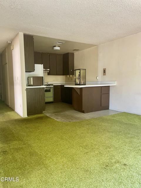 Detail Gallery Image 3 of 6 For 5887 Cape Horn Dr, Agoura Hills_2,  CA 91301 - 3 Beds | 2 Baths