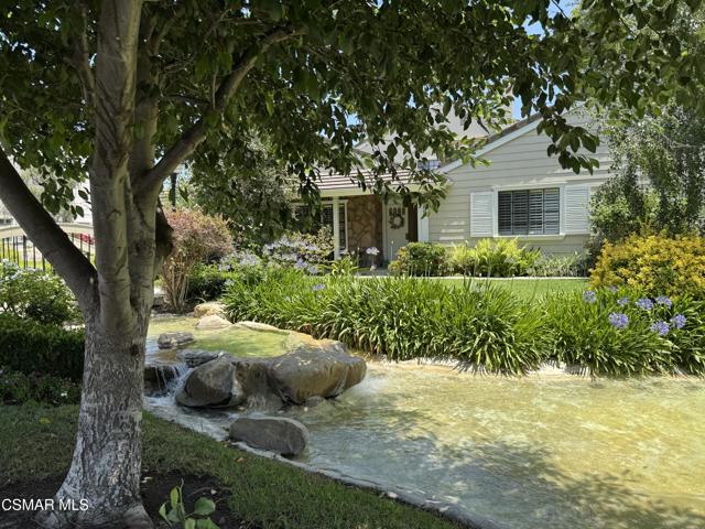 2971 Shadow Brook Lane, Westlake Village CA: https://media.crmls.org/mediaz/8ad0e190-fcb9-4665-b1c3-76ae6153d8b3.jpg
