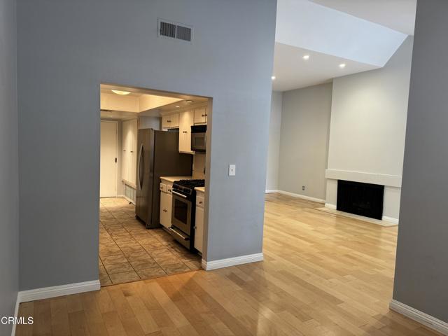 Detail Gallery Image 7 of 48 For 250 Cordova St, Pasadena,  CA 91101 - 3 Beds | 2/1 Baths