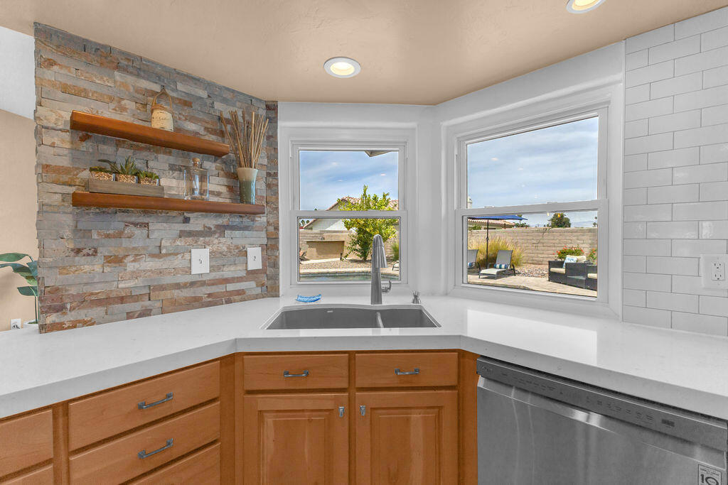 MLS #219129593DA img 60