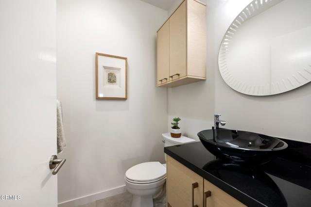 1265 Chateau Road, Pasadena CA: https://media.crmls.org/mediaz/8ad1dbde-53d4-4ab1-87a2-4db9fc9fae24.jpg
