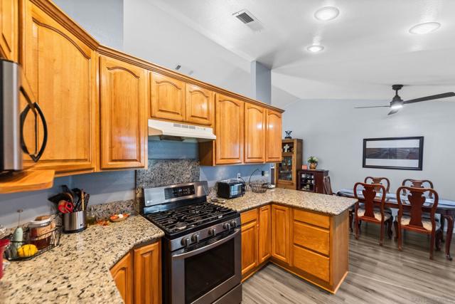 13849 Covey Quail Ln, Moreno Valley CA: https://media.crmls.org/mediaz/8ad1f86d-2556-4b78-989b-e0626a95dae8.jpg