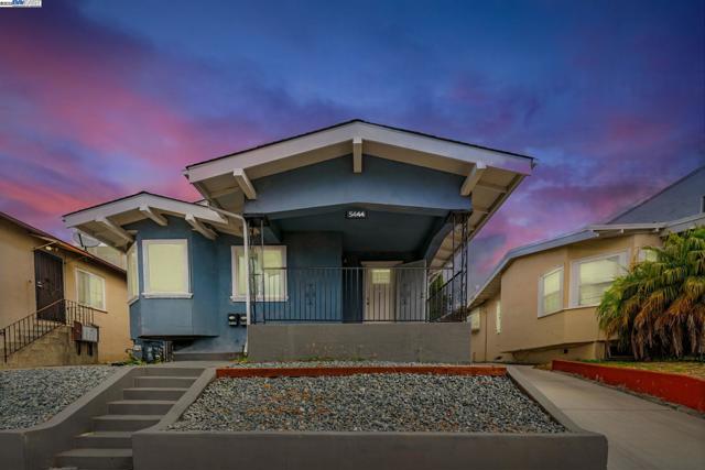5444 Bancroft, Oakland CA: https://media.crmls.org/mediaz/8ad2386f-8bc0-4bad-9b47-f00b961ddbd0.jpg