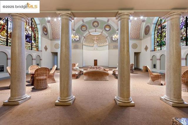 351 Buena Vista Ave E, San Francisco CA: https://media.crmls.org/mediaz/8ad26fdf-6d7d-4afc-8286-085d316c0be1.jpg