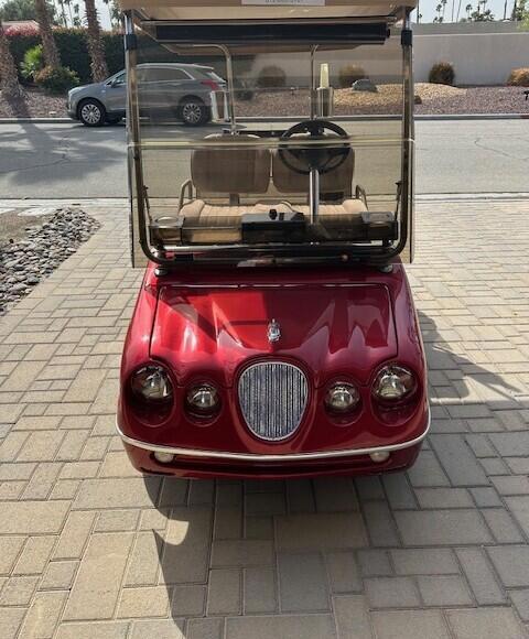 38960 Gladiolus Lane, Palm Desert CA: https://media.crmls.org/mediaz/8ad2febd-75f6-47d7-b3fc-beee0732e1bf.jpg