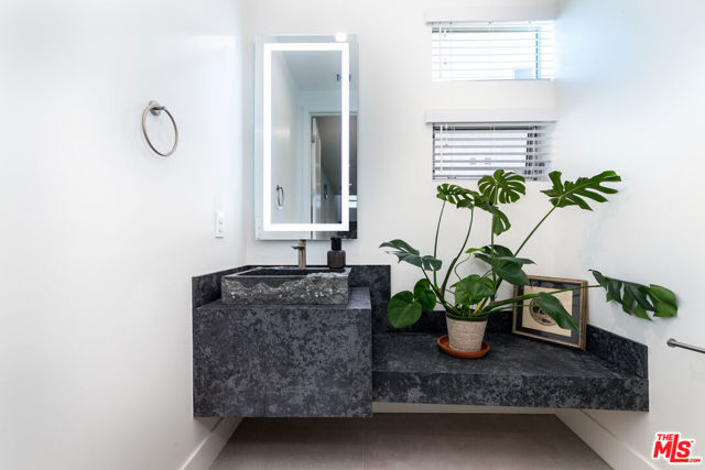 1951 Manning Avenue, Los Angeles CA: https://media.crmls.org/mediaz/8ad33978-0b3c-429e-b5cf-cf53246742f1.jpg