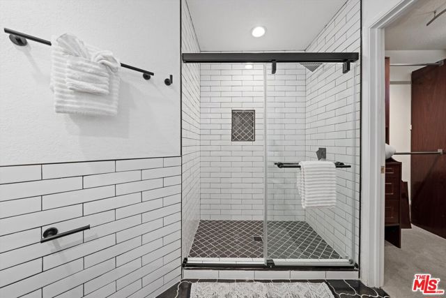 401 E San Rafael Drive, Palm Springs CA: https://media.crmls.org/mediaz/8ad3633b-ff3f-475f-9876-cd2158bbcb68.jpg