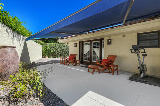 45385 Taos, Indian Wells CA: https://media.crmls.org/mediaz/8ad3697e-f23d-4c2d-b669-adab563e22ce.jpg