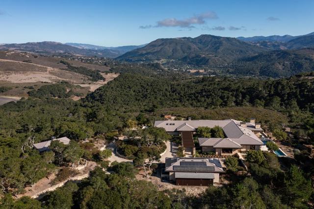 53 Marguerite, Carmel CA: https://media.crmls.org/mediaz/8ad4ed95-9d59-40ff-832d-6f1d6ce324ad.jpg