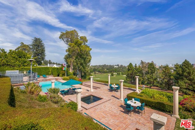 10820 Ambazac Way, Los Angeles, CA 90077