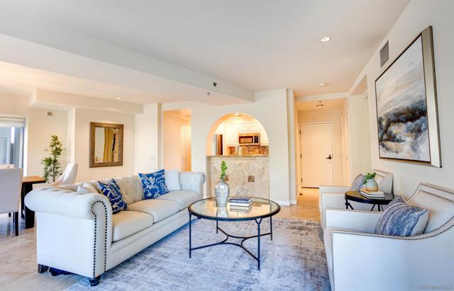 100 Harbor Dr, San Diego CA: https://media.crmls.org/mediaz/8ad59719-f9f3-409e-a6aa-772559fdac73.jpg