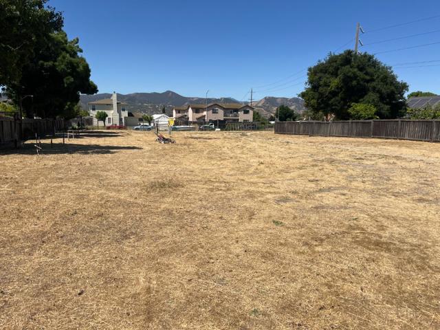 0 Mustang, King City CA: https://media.crmls.org/mediaz/8ad6d914-c211-48b7-84f4-dbfa68b4be41.jpg