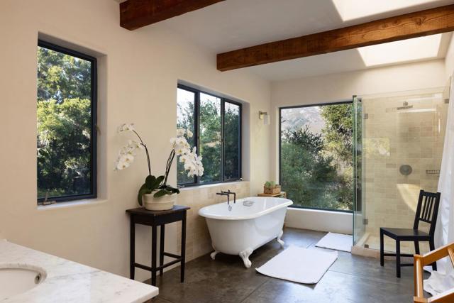 47320 Highway 1, Big Sur CA: https://media.crmls.org/mediaz/8ad7b2b1-2443-4257-9325-745037135ff0.jpg