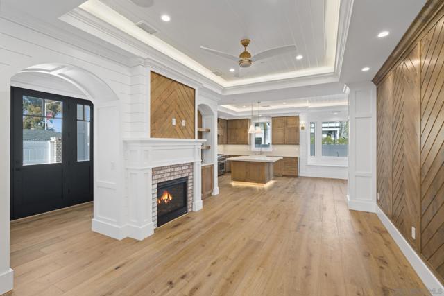 Image 4 of 57 For 464 Westbourne St