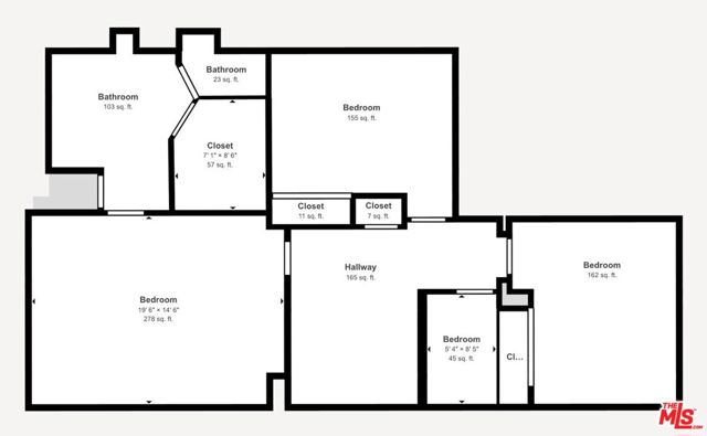 16414 W Nicklaus Drive,  CA: https://media.crmls.org/mediaz/8ad84bc7-66ed-4c3a-8704-5f0a6ca31e32.jpg