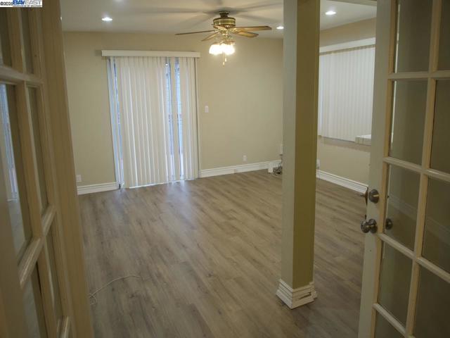 7608 Arthur St, Oakland CA: https://media.crmls.org/mediaz/8ad8a6c6-8a65-4aed-8c0d-7ecf8cda1bc3.jpg