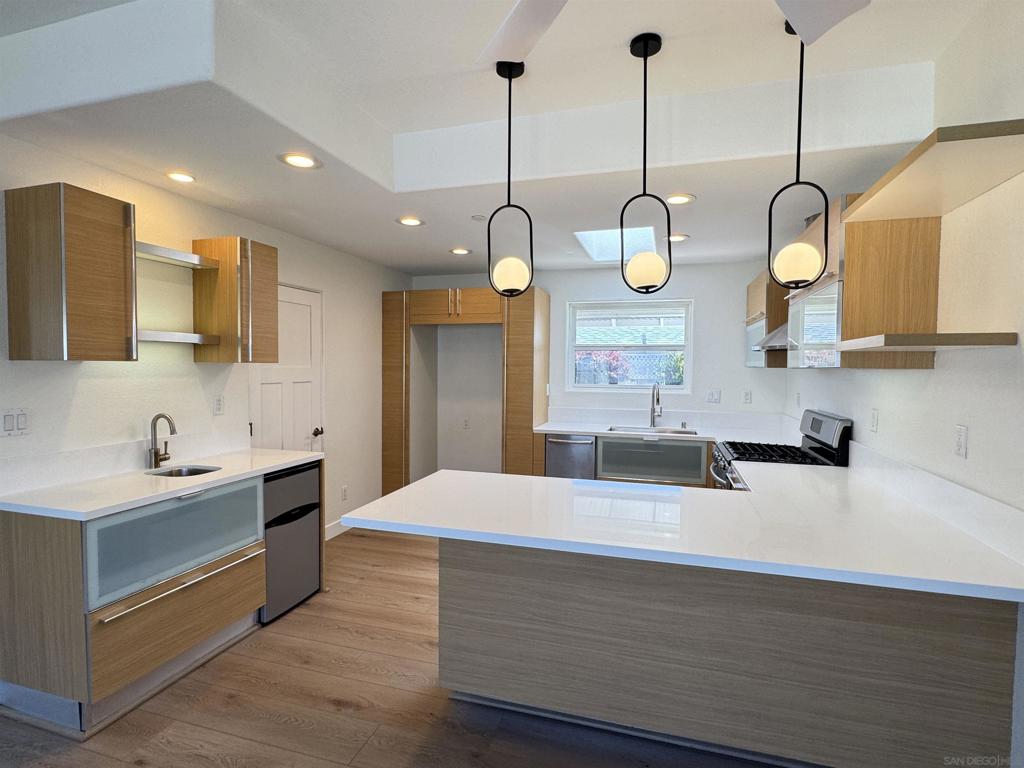 1011 Knowles Ave. - photo 13