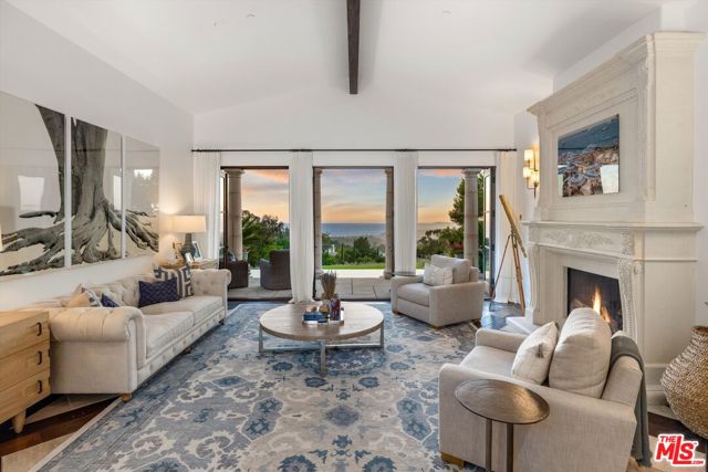 3091 Hidden Valley Lane, Santa Barbara CA: https://media.crmls.org/mediaz/8ad9fee0-ee99-4406-9d88-fcefe88b4878.jpg