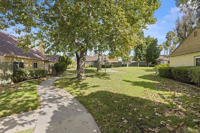 Detail Gallery Image 4 of 48 For 10573 Caminito Flores, San Diego,  CA 92126 - 3 Beds | 2 Baths