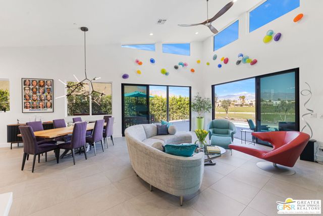 4321 Lumina Way, Palm Springs CA: https://media.crmls.org/mediaz/8adb1890-3789-4271-8c6b-3991f7d8b49f.jpg