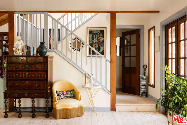 31840 Seafield Drive, Malibu CA: https://media.crmls.org/mediaz/8add1837-b1ad-4c13-b36d-7894606c8c10.jpg