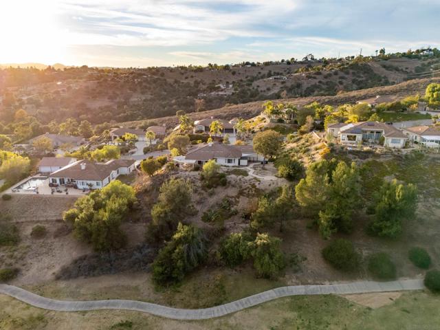 3640 Genista Pl, Fallbrook, California 92028, 3 Bedrooms Bedrooms, ,2 BathroomsBathrooms,Single Family Residence,For Sale,Genista Pl,250001218SD