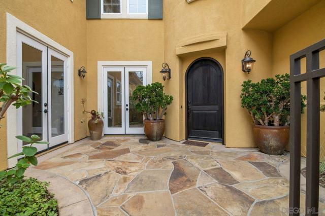 1460 Lauren Court, Encinitas CA: https://media.crmls.org/mediaz/8adf7d65-e9d2-46f8-8024-4e5b9b81ef14.jpg