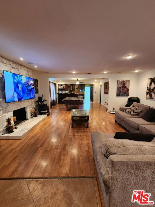 1110 W Vernon Avenue, Los Angeles CA: https://media.crmls.org/mediaz/8ae047d3-b23f-4d39-8c7b-6ba88dab29ba.jpg