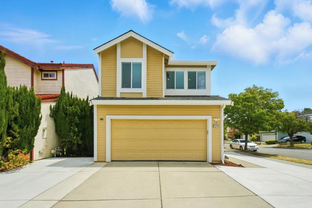 34348 Siward Drive, Fremont CA: https://media.crmls.org/mediaz/8ae06e4d-98da-487a-907f-53b7980d5cfd.jpg