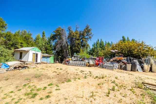 924 Croy Ridge Road, Gilroy CA: https://media.crmls.org/mediaz/8ae18523-8a8e-461c-bd16-15547242642a.jpg