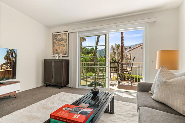 500 S Farrell Drive #F44, Palm Springs, CA 92264
