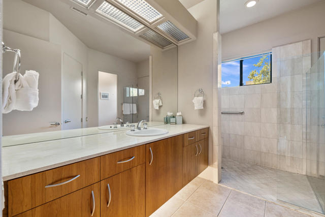 12 Boulder Lane, Rancho Mirage CA: https://media.crmls.org/mediaz/8ae27b77-9af0-4700-825f-f4dd6e6feb98.jpg