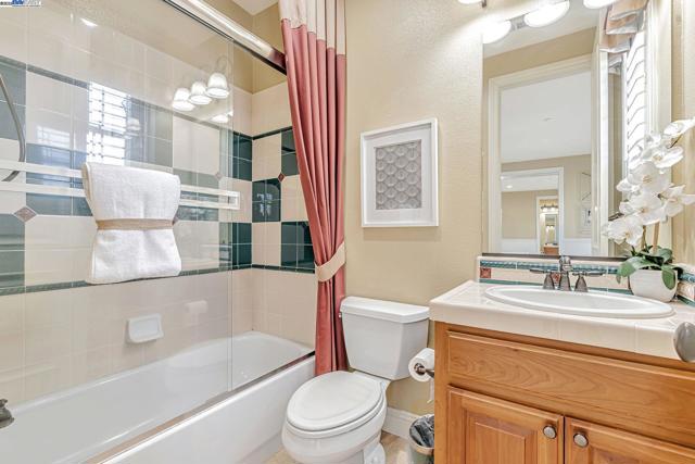 2734 E Sugar Hill Ter, Dublin CA: https://media.crmls.org/mediaz/8ae342e3-9a39-4f00-8544-0bb5af96451c.jpg