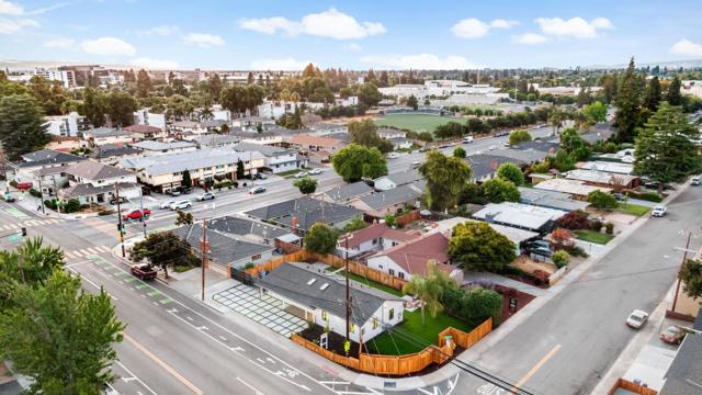1707 Fruitdale Avenue, San Jose CA: https://media.crmls.org/mediaz/8ae4197f-b870-479e-b95f-81b9e3f86ccf.jpg