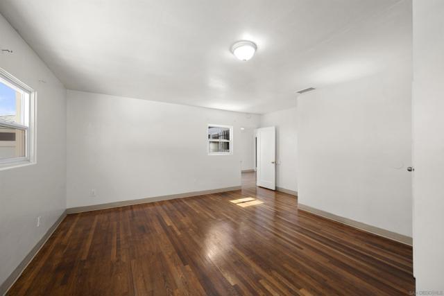 3283 Meade Avenue, San Diego CA: https://media.crmls.org/mediaz/8ae5fadc-7d18-44bf-a807-90258de4cf8d.jpg