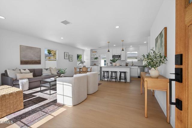 Detail Gallery Image 3 of 50 For 2679 Preble Ave, Ventura,  CA 93003 - 4 Beds | 3 Baths