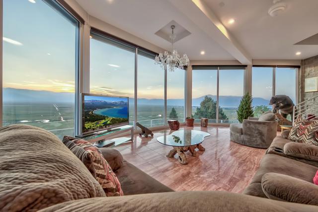 350 Aspen Lane, Bridgeport CA: https://media.crmls.org/mediaz/8ae7262a-15f9-45bc-9870-9ace255602fd.jpg